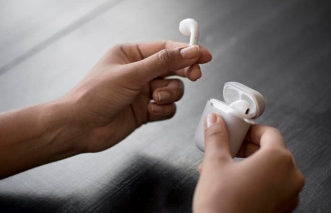 AirPlay AirPods Tech Review